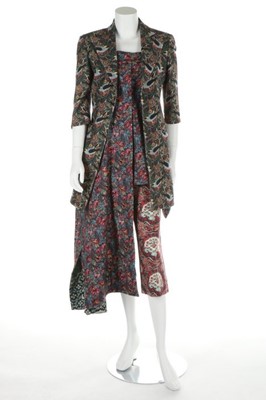 Lot 324 - A Yohji Yamamoto floral ensemble,...