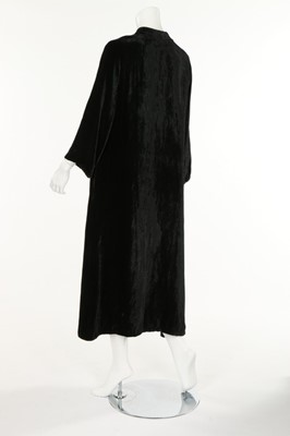 Lot 172 - A group of black and white clothing, late...