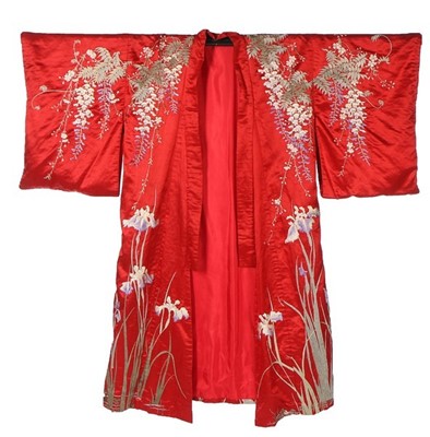 Lot 483 - A fine embroidered kimono, Japanese for the...