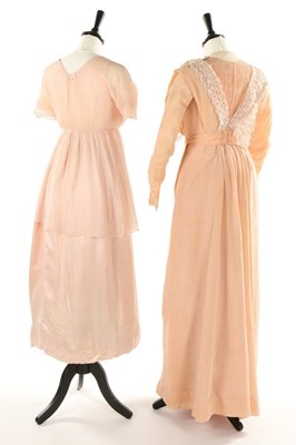 Lot 372 - Bridal-wear 1900-1910, including an ivory...