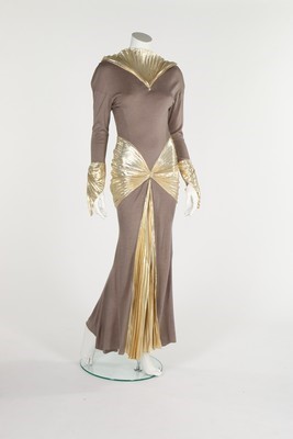 Lot 281 - A fine Thierry Mugler pleated gold lurex and...