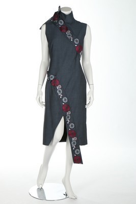 Lot 360 - An Alexander McQueen grey cotton orientalist...