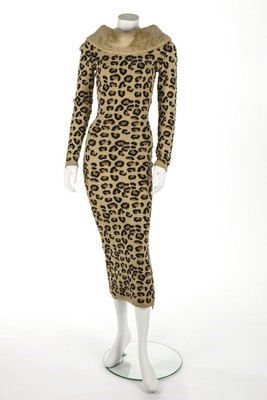 Lot 285 - An Azzedine Alaïa knitted leopard-spot...