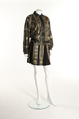 Lot 298 - A fine Gianni Versace Atelier studded leather...