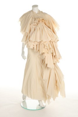 Lot 330 - A fine Comme des Garons layered ivory calico...