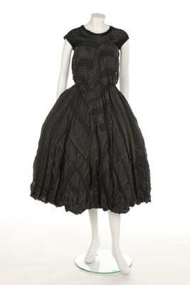 Lot 324 - A Yohji Yamamoto 'robe de style' dress, Spring-...