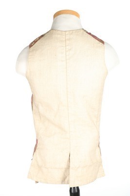 Lot 40 - A gentleman's brocaded silk waistcoat, circa...