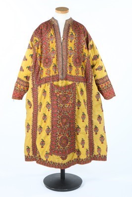 Lot 454 - A fine Kutch, Gujerat embroidered yellow silk...