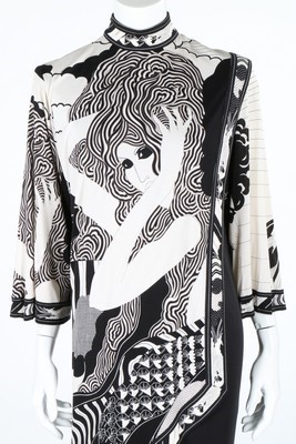 Lot 219 - A Leonard black and white printed silk evening...