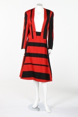 Lot 358 - A Rei Kawakubo/Comme des Garcons black and red...