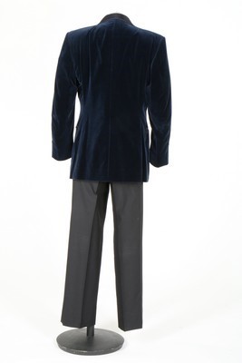 Lot 259 - A Henry Poole & Co bespoke navy velvet smoking...