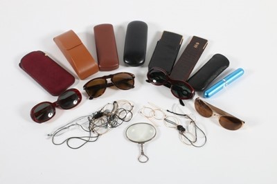 Lot 293 - A group of eyeglasses and spectacles,...