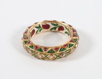 Lot 301 - An Indian gold and enamel man's ring, inset...