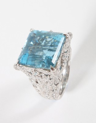 Lot 308 - An aquamarine and diamond ring, emerald-cut,...