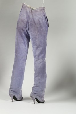 Lot 276 - A rare Alexander McQueen pair of lilac suede...