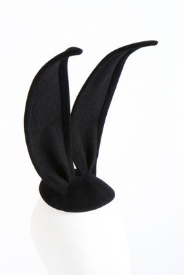 Lot 229 - A Stephen Jones for Comme des Garcons black...