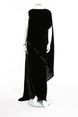 Lot 267 - A Jean Paul Gaultier couture black velvet toga-...