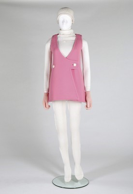 Lot 119 - A Courrèges pink and white wool ensemble,...
