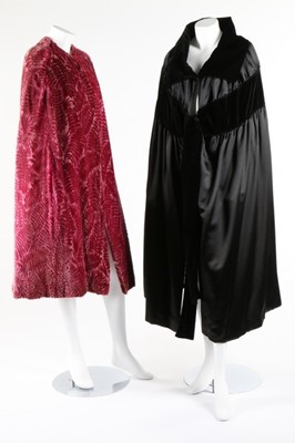 Lot 80 - A group of mainly 1930s evening wear,...