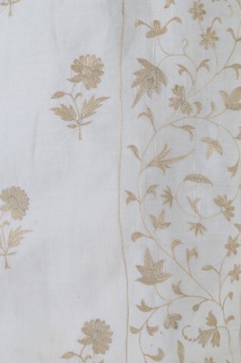 Lot 168 - A gentleman's waistcoat of fine Gujerati...