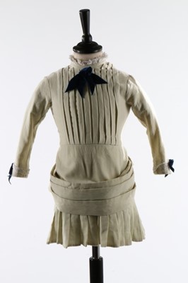 Lot 179 - An interesting group of children's clothing,...
