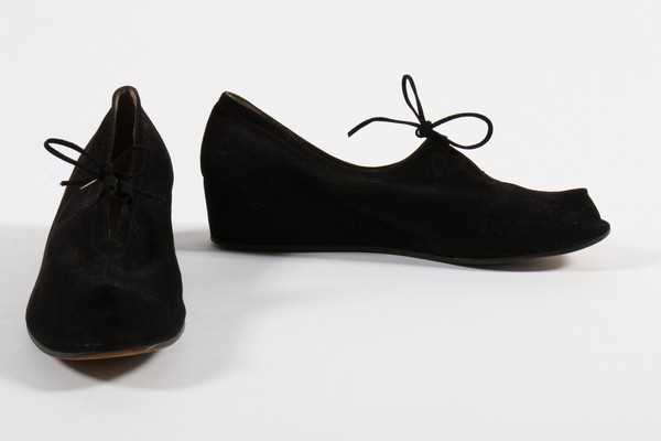 Lot 207 - Two pairs of shoes, comprising mid 1940s black...