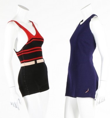 Lot 228 - A steel-grey wool riding habit, comprising:...