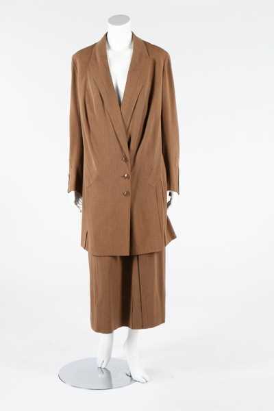 Lot 229 - A group of mainly 1920s clothing, including a...