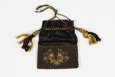 Lot 253 - An embroidered reticule circa 1830-50, of...