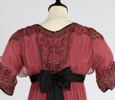 Lot 263 - A Madame Arnaud of Chambery rose pink silk...