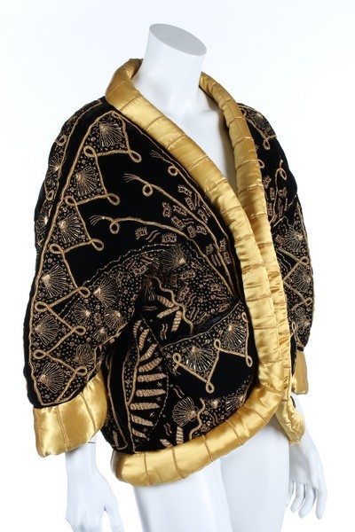 Sandra Rhodes Shells Lot 8 - A fine Zandra Rhodes Shell patterned quilted