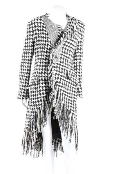 Lot 363 - A Yohji Yamamoto hound's tooth checked coat,...