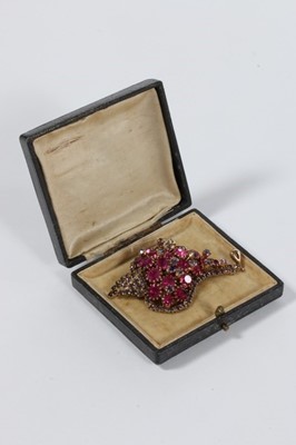 Lot 54 - A Schiaparelli pink conch-shell shaped brooch,...