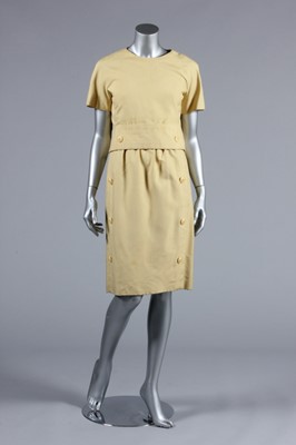 Lot 110 - A Christian Dior London yellow silk/wool day...