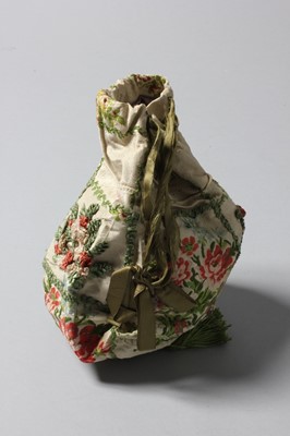 Lot 102 - A lady's reticule of 1760s Spitalfield's silk...