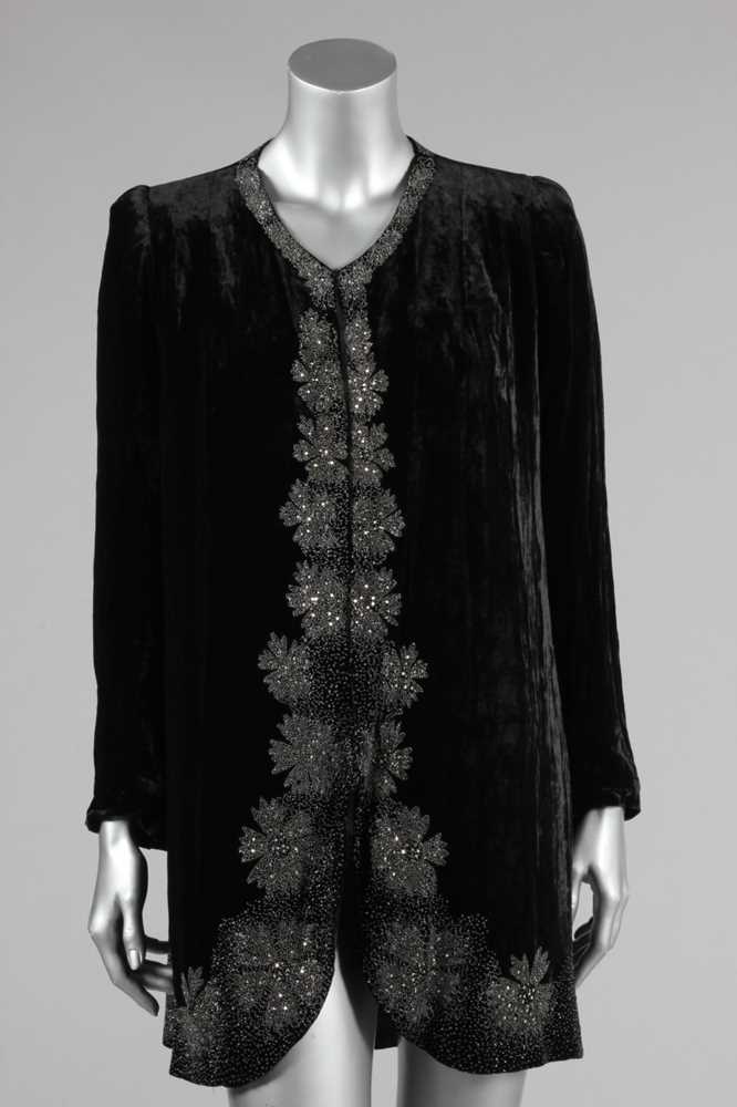 Lot 117 - A Debenham & Freebody beaded black velvet...