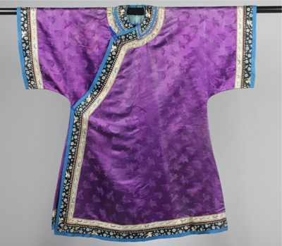 Lot 256 - Five embroidered ladies' informal robes,...