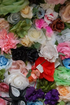 Lot 242 - Four boxes of sample flowers, comprising...