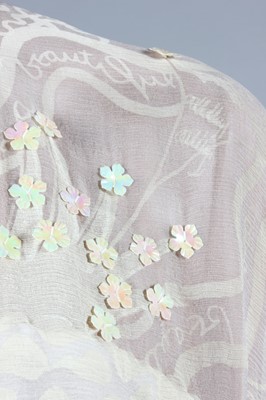 Lot 224 - A Zandra Rhodes 'Lily of the Fields' printed...