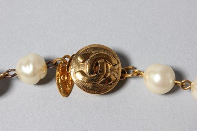 Lot 154 - A Chanel sautoir, 1986-7, with gilt Chanel tag,...