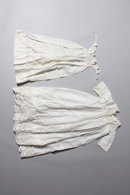 Lot 182 - A group of boy's sailor suits circa 1910 and...