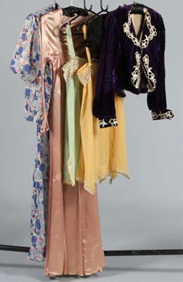 Lot 170 - A printed chiffon garden party gown, circa...