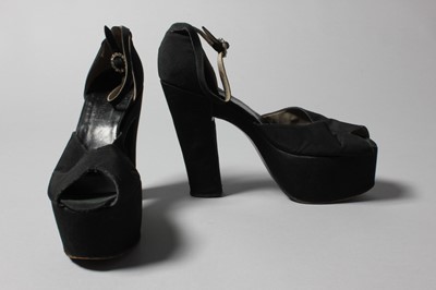 Lot 174 - A group of footwear, comprising: black ankle...
