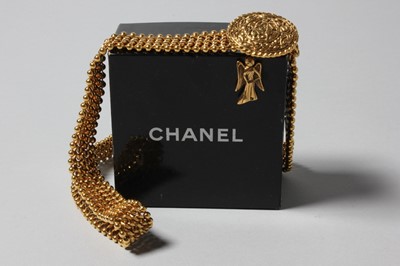 Lot 191 - A Chanel gilt chain belt, 1980s, signed to...