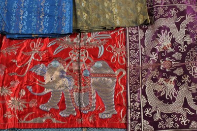 Lot 269 - An embroidered coverlet, Chinese for the...