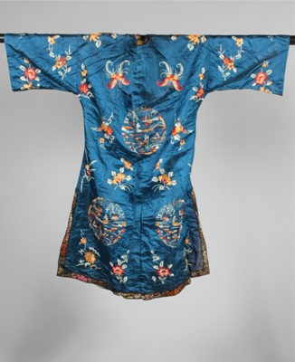 Lot 270 - An embroidered blue satin informal lady's robe,...