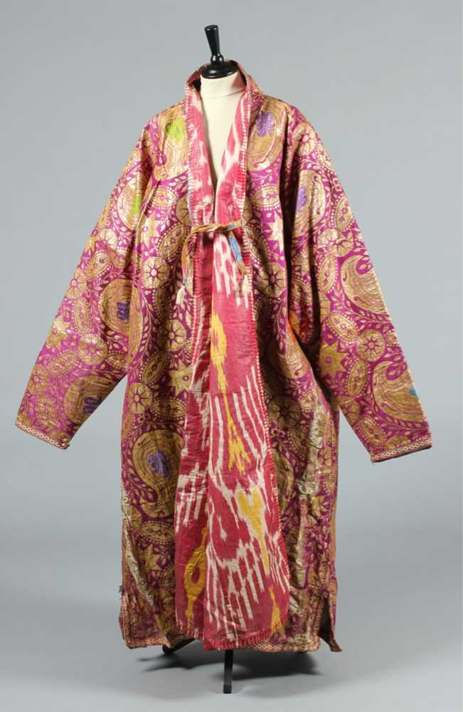Lot 325 - A brocaded satin chapan robe of Russian