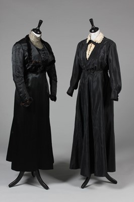 Lot 6 - A group of mainly mourning dresses, circa 1912-...