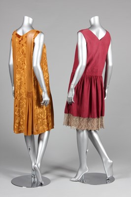 Lot 16 - Cocktail/dinner dresses, late 1920s, of...