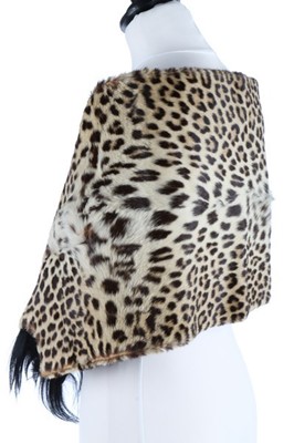 Lot 70 - A Paquin leopard skin stole, 1924, narrow...